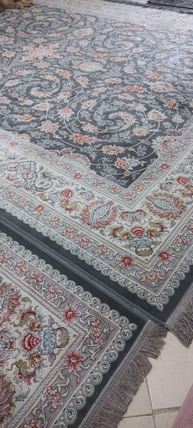 چهارعدد فرش ویک دست مبلمان هفت نفره|فرش|گرگان, |دیوار