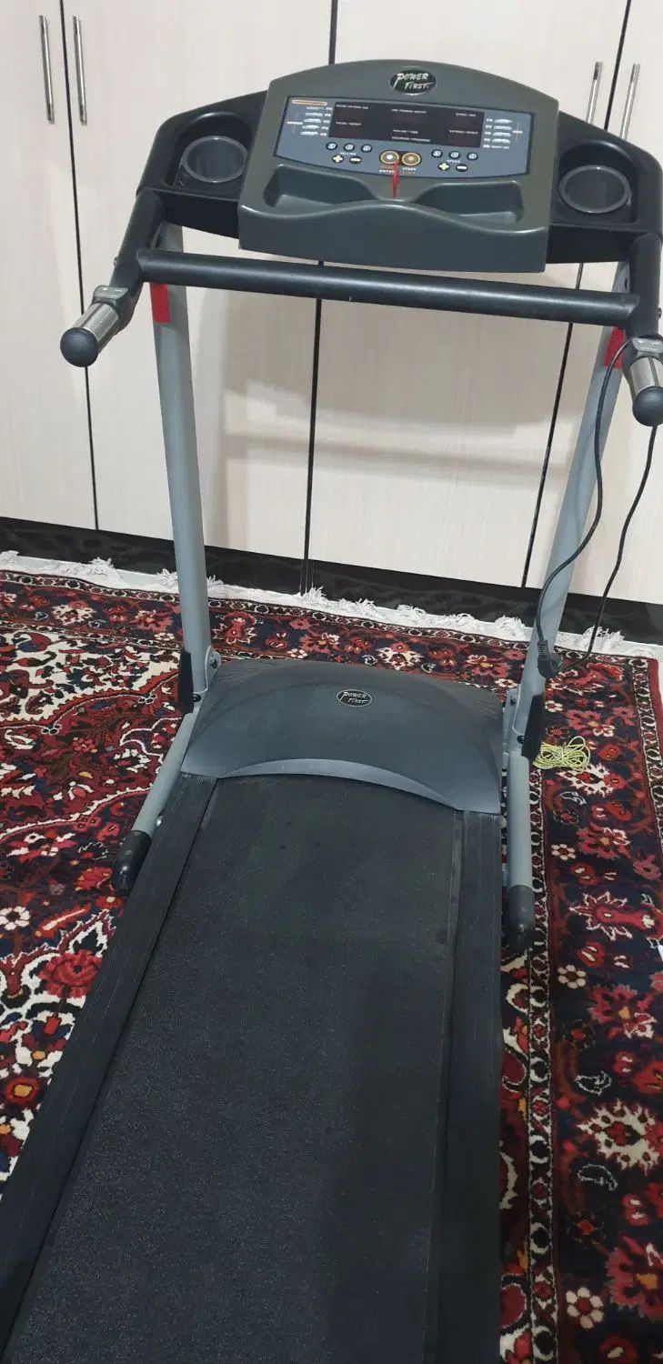 تردمیل T940 پاورفرست معروف به سلطان تردمیل‌ها|تجهیزات ورزشی|اصفهان, سپاهان‌شهر|دیوار