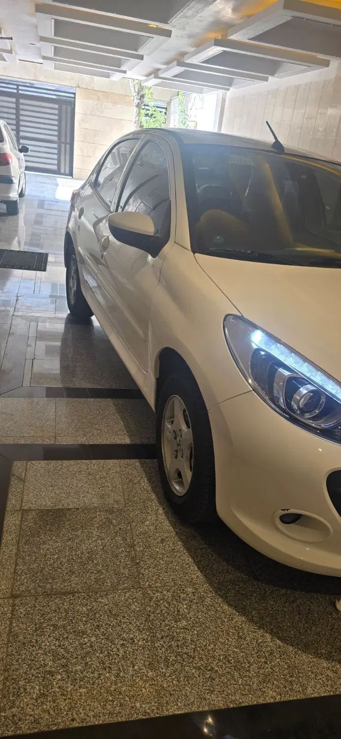 پژو ۲۰۷ اتومات سقف فلز ۱۴۰۳ بیمه۱۲ ماه|خودرو سواری و وانت|تهران, والفجر (افسریه)|دیوار