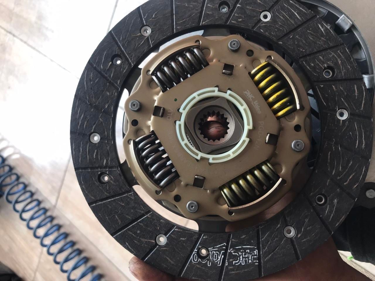 امدادخودرو مکانیک سیار باطریساز سیار|خدمات موتور و ماشین|رشت, نیروی دریایی|دیوار