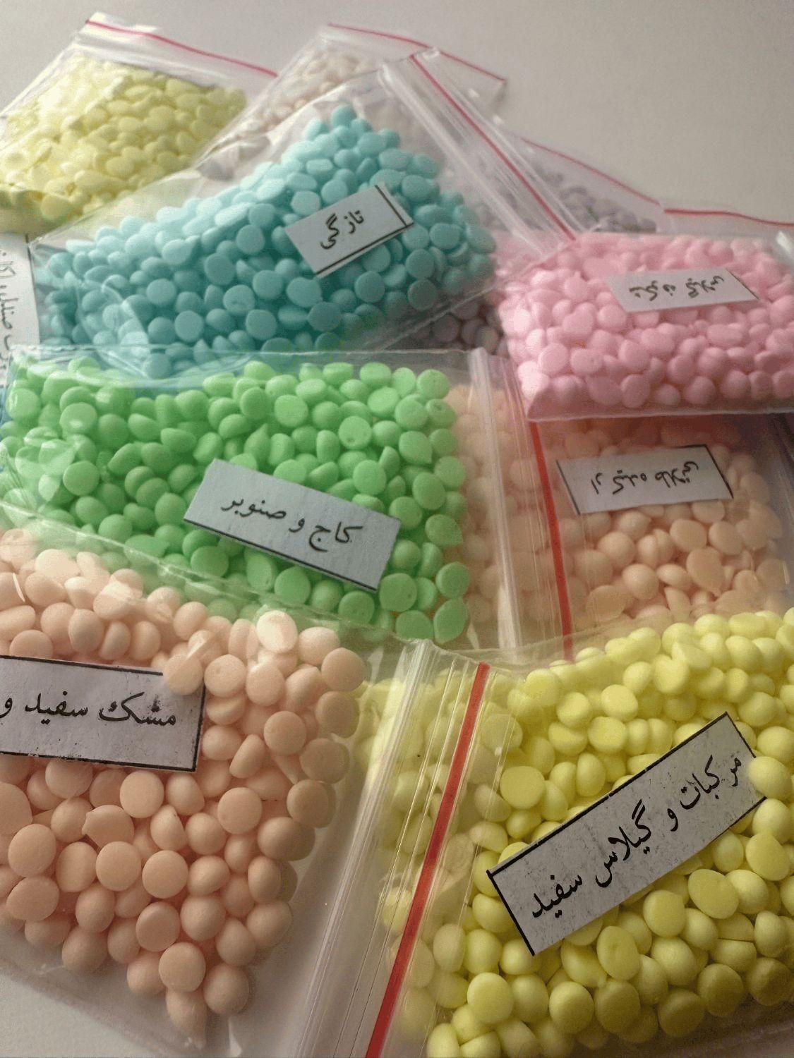 خوشبوکننده لباس لنور اصلی|مواد شوینده و دستمال کاغذی|قم, باجک دو|دیوار