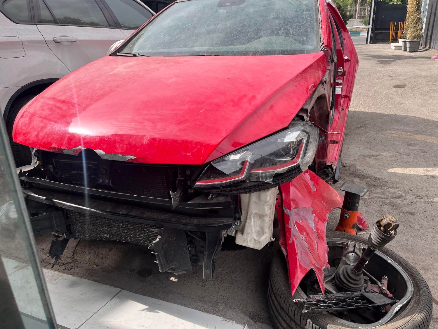 گلف جی تی آی تصادفی golf gti 2018|خودرو سواری و وانت|تهران, سرخه حصار|دیوار