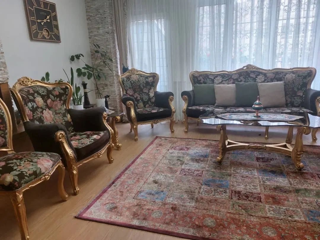 مبلمان استیل ۹ نفره و میز ناهار خوری ۸ نفره|مبلمان خانگی و میز عسلی|آبیک, |دیوار