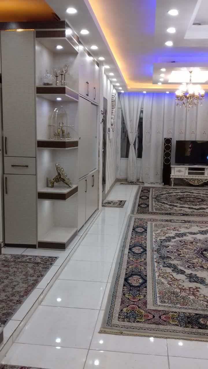 اپارتمان۸۰متری لاله ها تک واحد حصارک اسلامشهر|فروش آپارتمان|اسلام‌شهر, شهرک سعیدیه|دیوار