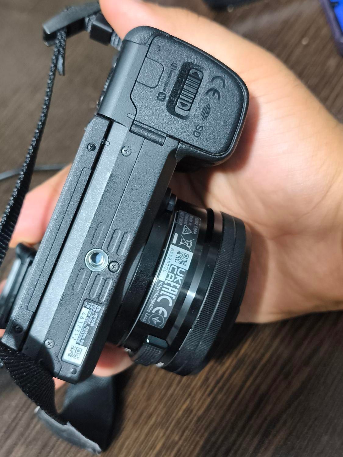 دوربین عکاسی و فیلمبرداری سونی آلفاsony alpha 6400|دوربین عکاسی و فیلم‌برداری|شیراز, گلدشت معالی‌آباد|دیوار