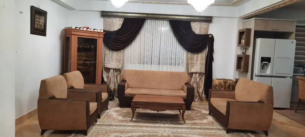 آپارتمان تک واحدی ۸۷ متری محدوده بازار کاسپین|فروش آپارتمان|بندر انزلی, کارآموزی|دیوار