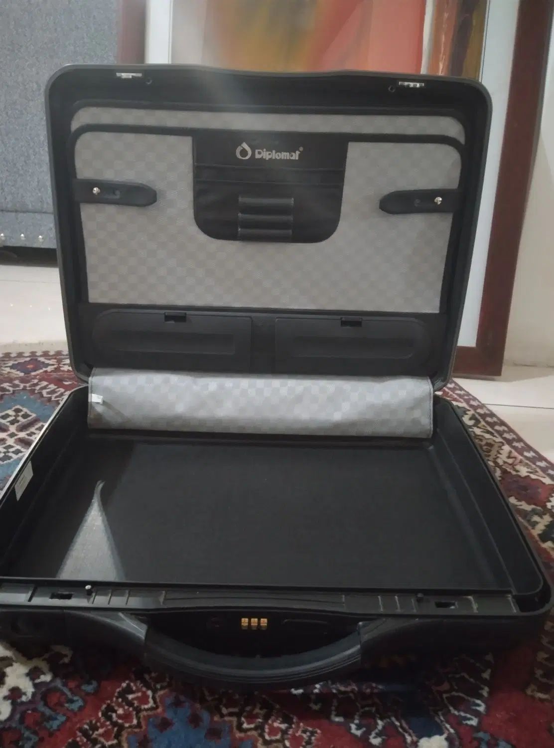 سامسونت /دیپلمات اصل /جدیدترین طرح /استفاده نشده|کیف، کفش، کمربند|تهران, شهرک چیتگر|دیوار