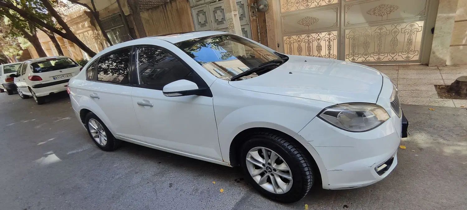 برلیانس H330 اتوماتیک 1500cc، مدل ۱۳۹۶|خودرو سواری و وانت|مشهد, رضاشهر|دیوار