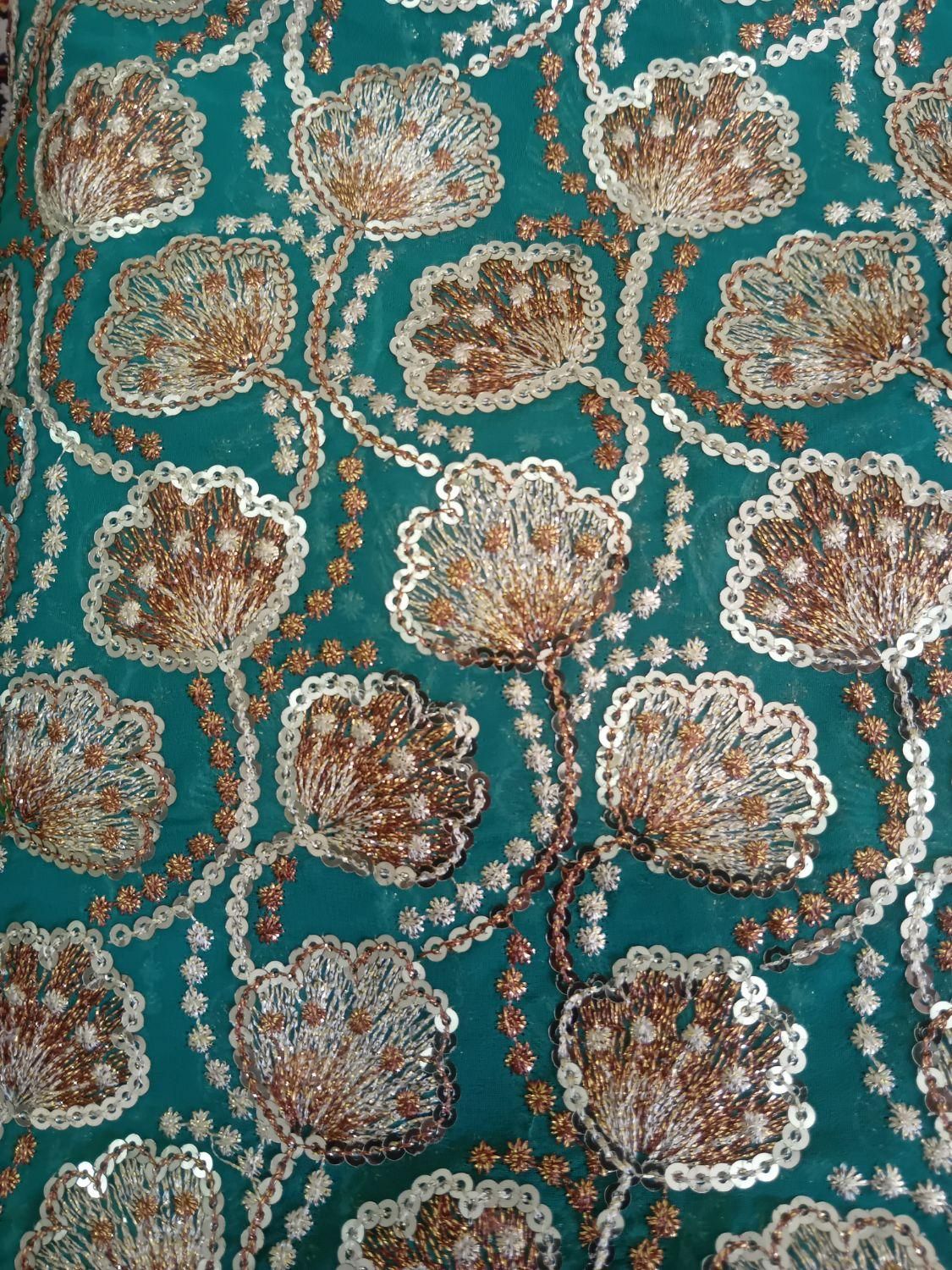 پارچه مجلسی کار شده . پر کار و زیبا|لباس|تبریز, |دیوار