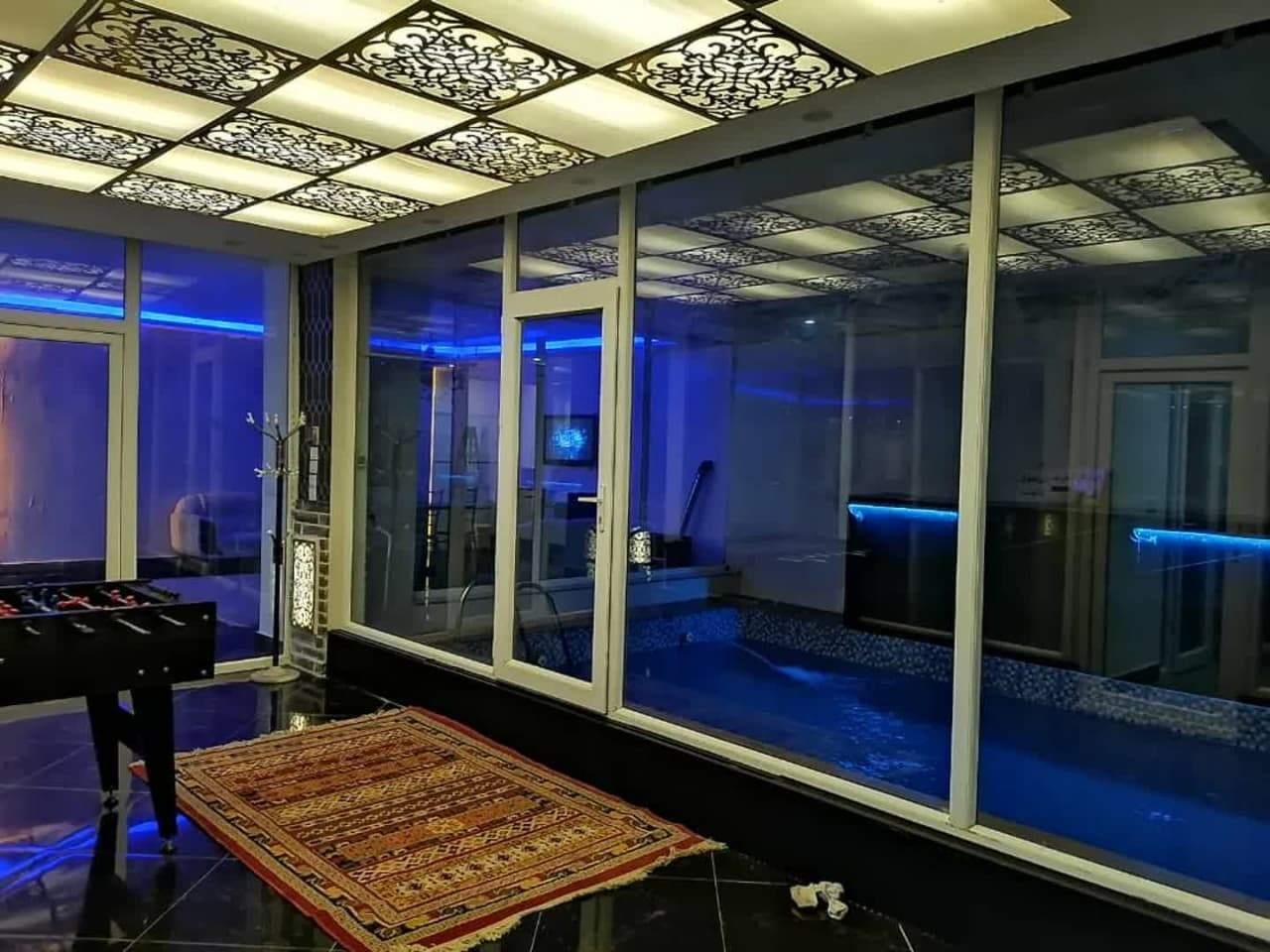 اجاره ویلا استخر دار کردان|اجارهٔ کوتاه‌مدت ویلا و باغ|کرج, گلستان|دیوار