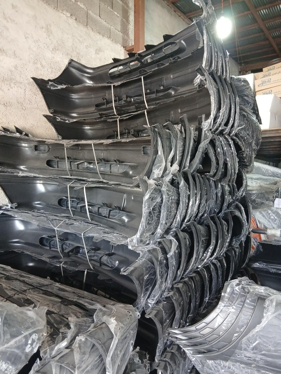 فروش انواع سپر رنگی..رکاب..لوازم بدنه خودرو|قطعات یدکی و لوازم جانبی|رشت, سلیمانداراب|دیوار