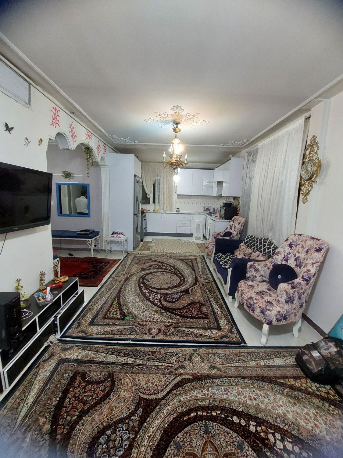 آپارتمان ۶۱ متری  لوکس  قیمت مناسب  بازارچه شاپور|فروش آپارتمان|تهران, سنگلج|دیوار