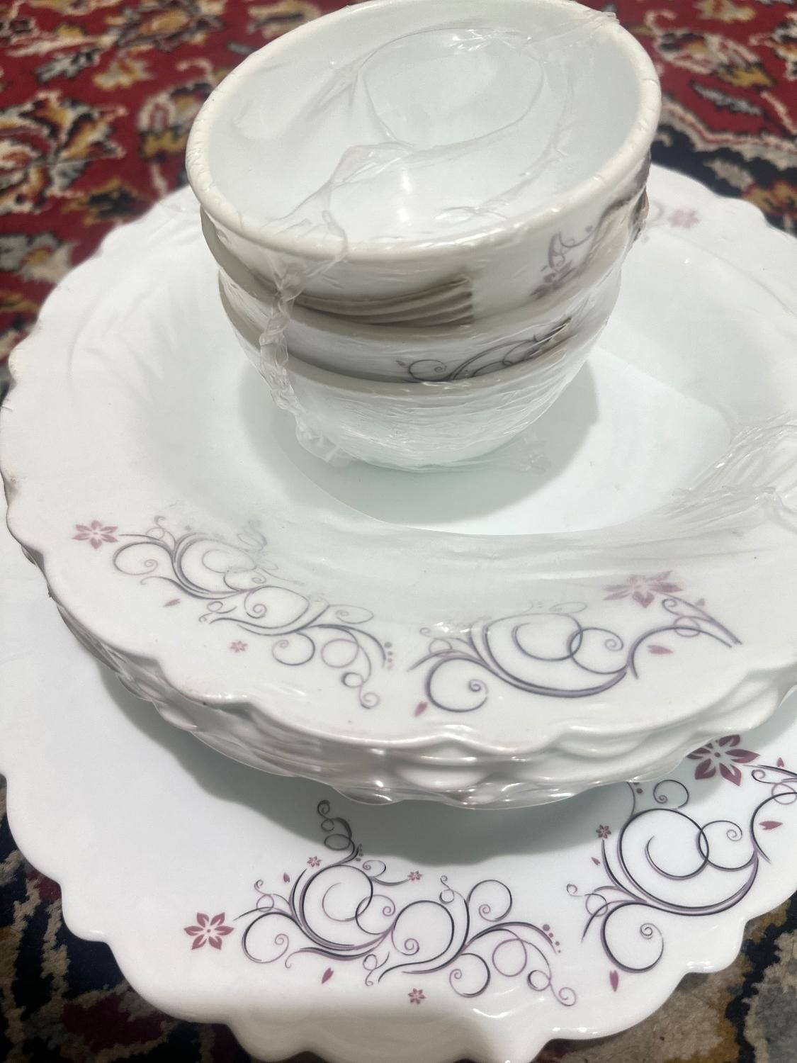 آیروپال نو داخل کارتن|ظروف سرو و پذیرایی|اصفهان, آفاران|دیوار