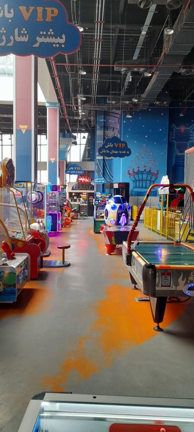 استخدام نیروی اپراتور دختر و پسر فعال ، در شهربازی|استخدام خدمات فروشگاه و رستوران|تهران, تهرانپارس غربی|دیوار