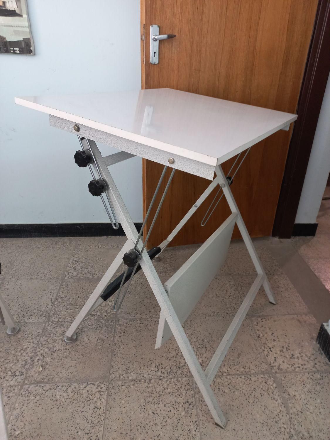 *میز و صندلی تمیز ارزون*|مبلمان اداری|یاسوج, |دیوار