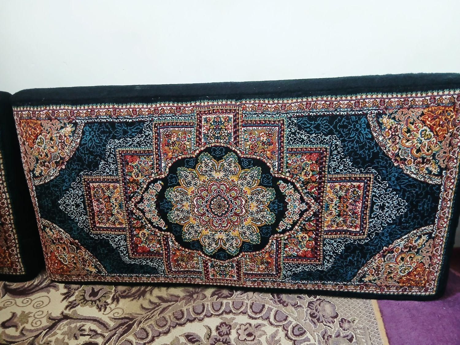 یک جفت پشتی ماشینی نو|پشتی|بومهن, |دیوار