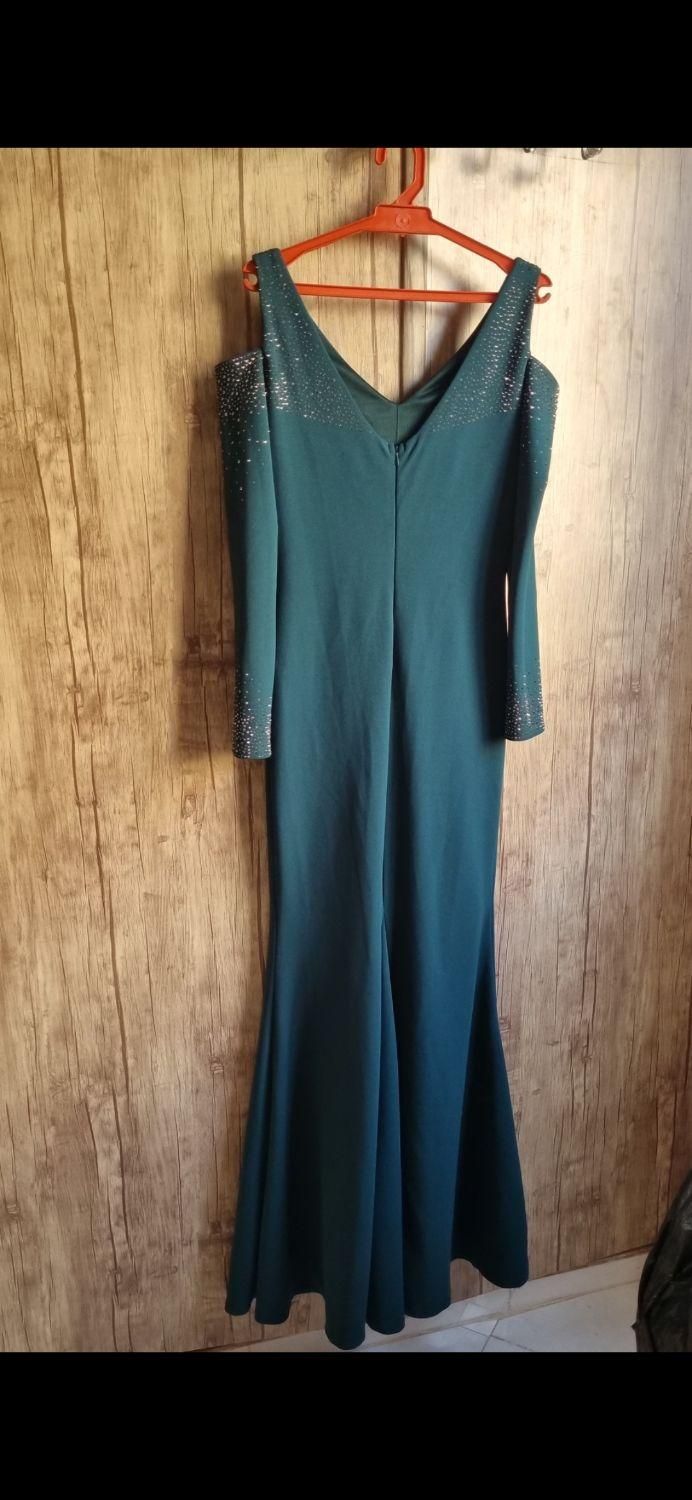 پیراهن مجلسی ماکسی بلندنوسایز ۴۰ تا۴۲ مناسب یلدا|لباس|مشهد, عبادی|دیوار