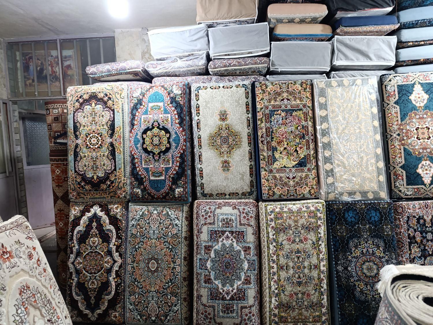 پشتی با تنوع طرح و رنگ طرح و رنگ فرش شما مطهری 10|پشتی|بیرجند, |دیوار