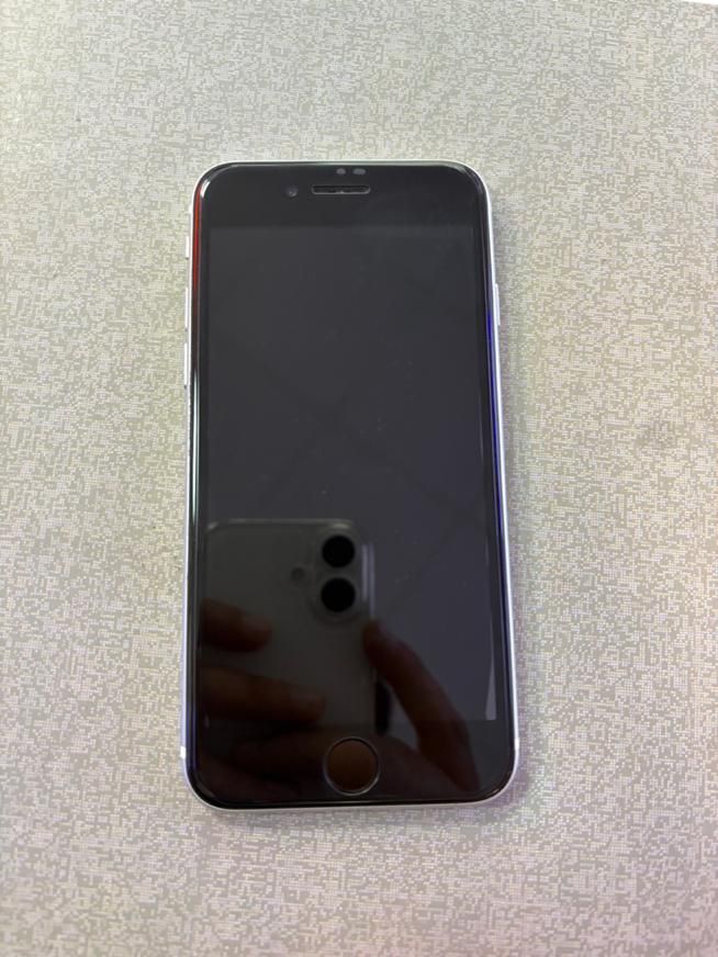 اپل iPhone SE (2020) لاکاغذی ۱۲۸گیگ|موبایل|اصفهان, خرم|دیوار