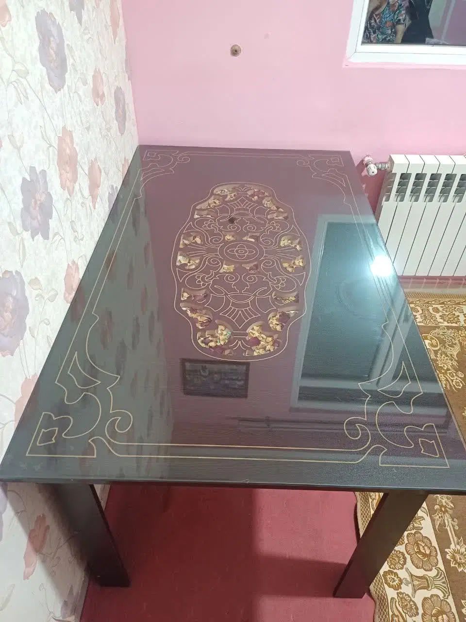 میزناهارخوری شش نفره بسیارتمیز با شش عدد صندلی|میز و صندلی غذاخوری|تهران, فلاح|دیوار