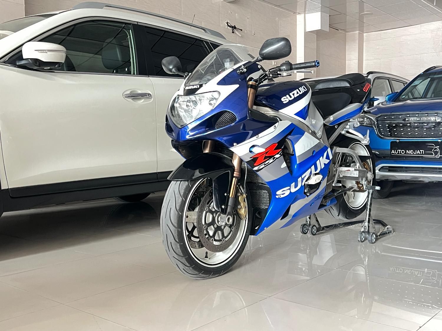 سوزوکی gsx R هزار ۱۰۰۰ سی سی|موتورسیکلت|بندرعباس, |دیوار