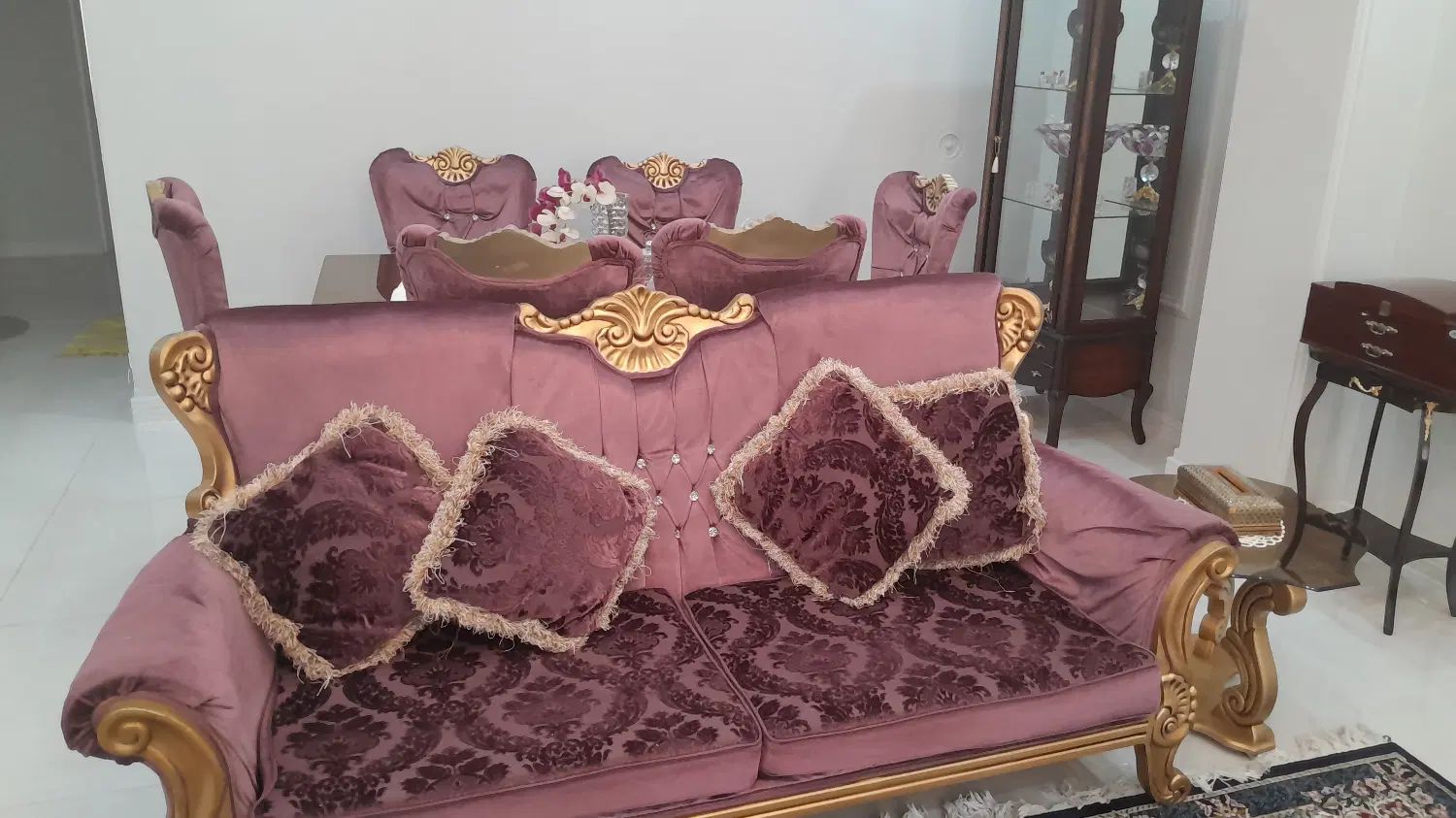 مبل ۷ نفره به همراه میز ناهار خوری ۶ نفره|مبلمان خانگی و میز عسلی|سمنان, |دیوار