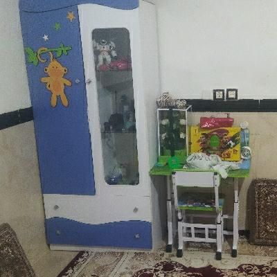 کمد بچه خوش رنگ و مرتب|اسباب و اثاث بچه|قروه, |دیوار