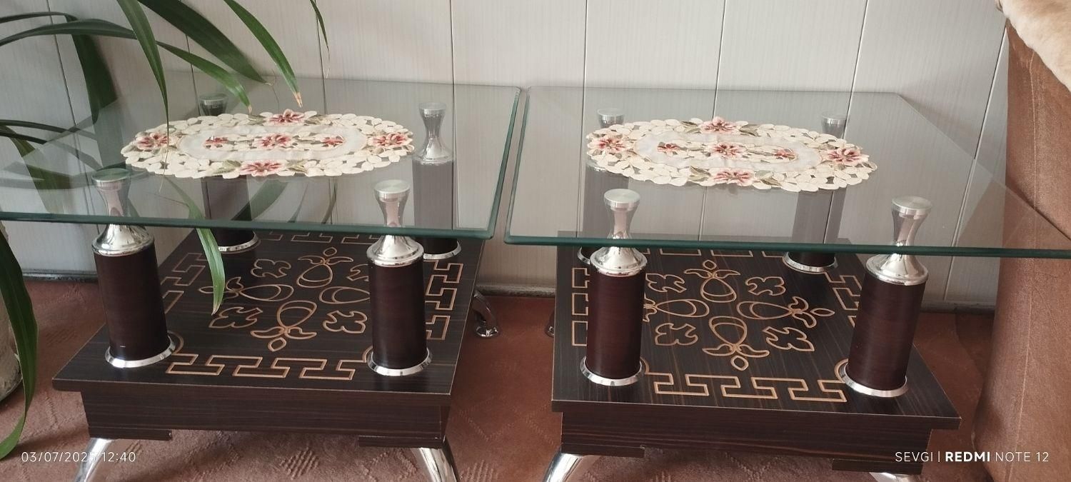 مبل بسیار راحتی خانگی|مبلمان خانگی و میز عسلی|گوگان, |دیوار