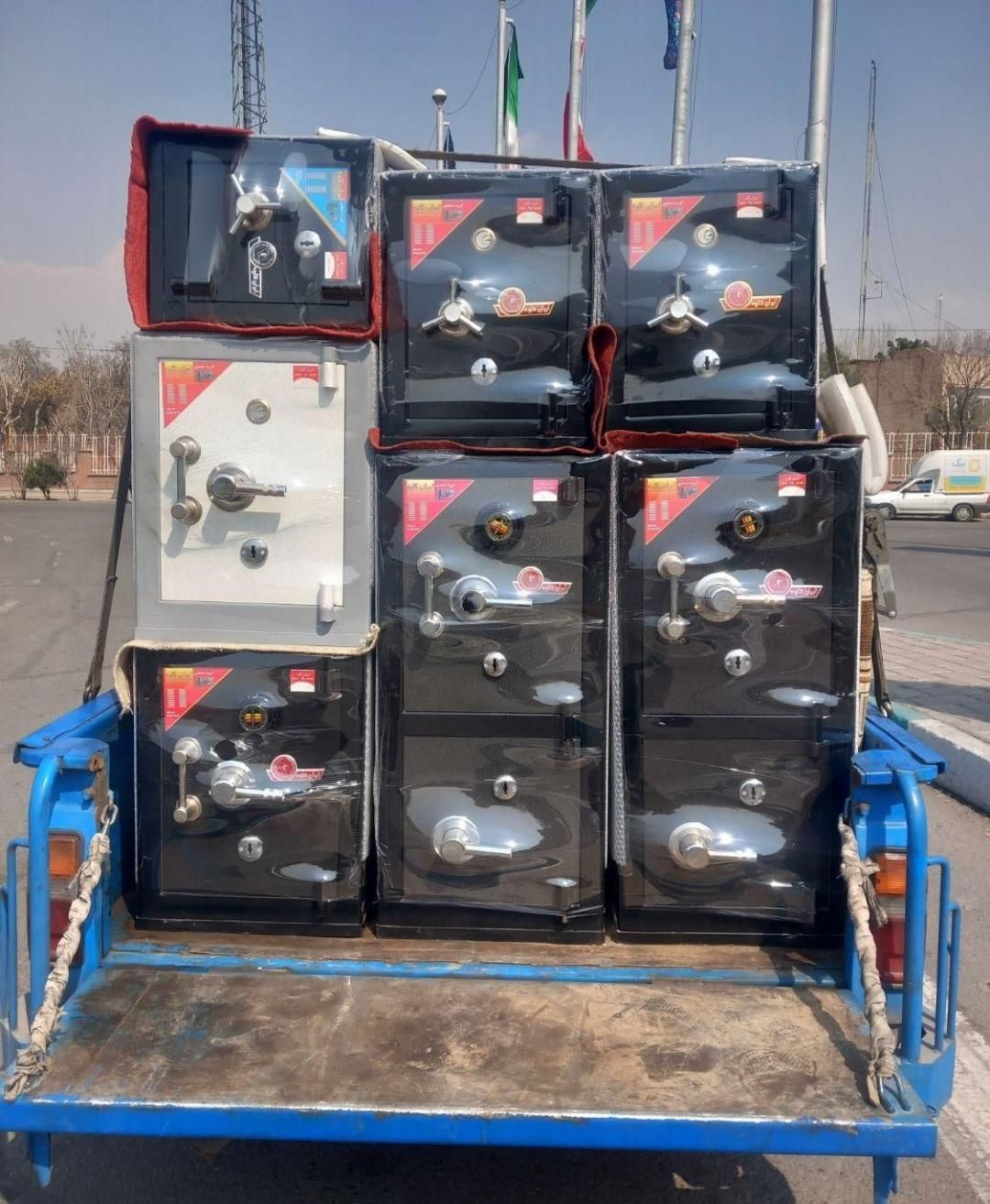 گاوصندوق لولا هوشمند زبانه ۶۶ کلید تاشو نشکن|ابزارآلات|نوشهر, |دیوار