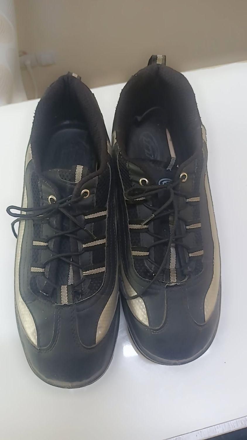 کفش اسپرت شیک و با دوام|کیف، کفش، کمربند|نجف‌آباد, یزدانشهر|دیوار