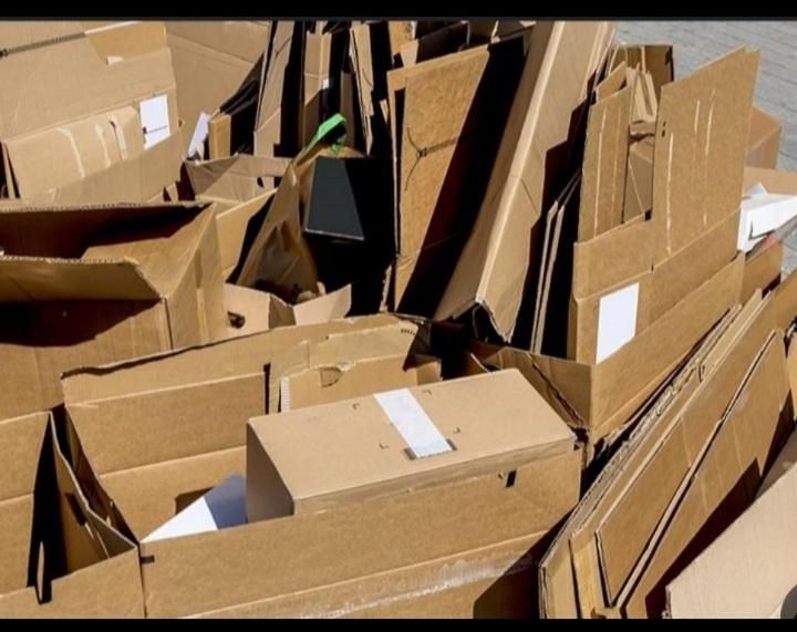 خریدوفروش کارتون و کتاب|عمده‌فروشی|کرج, جهان‌شهر|دیوار