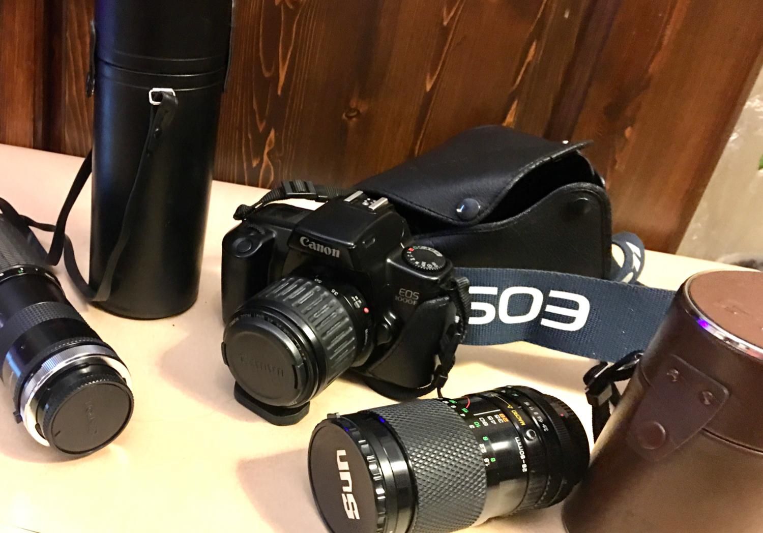 Canon EOS 1000 دوربینی کلاسیک، کارآمد و کلکسیونی|دوربین عکاسی و فیلم‌برداری|تهران, نیاوران|دیوار