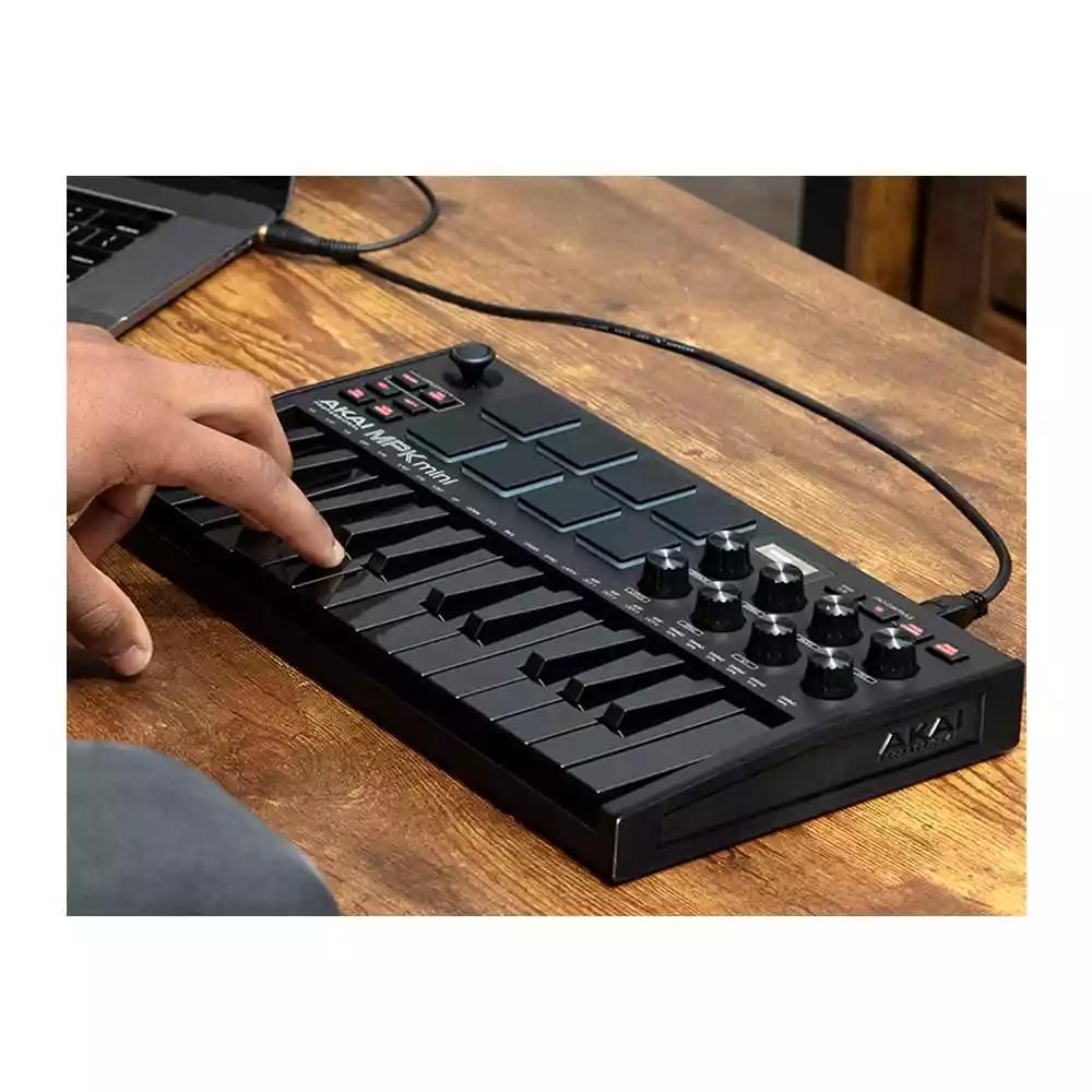 میدی کنترلر Akai mpk mini mk3|پیانو، کیبورد، آکاردئون|تهران, جنت‌آباد جنوبی|دیوار