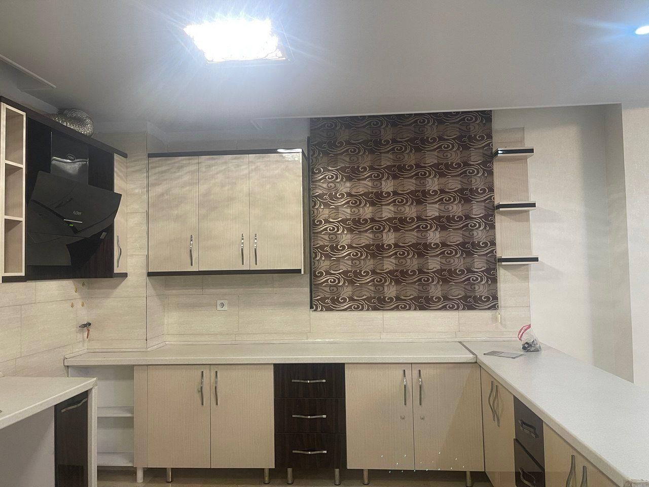 کابینت درجه یک mdf های کلاس با سینک و هود|آب‌چکان و نظم‌دهنده ظروف|تهران, پونک|دیوار