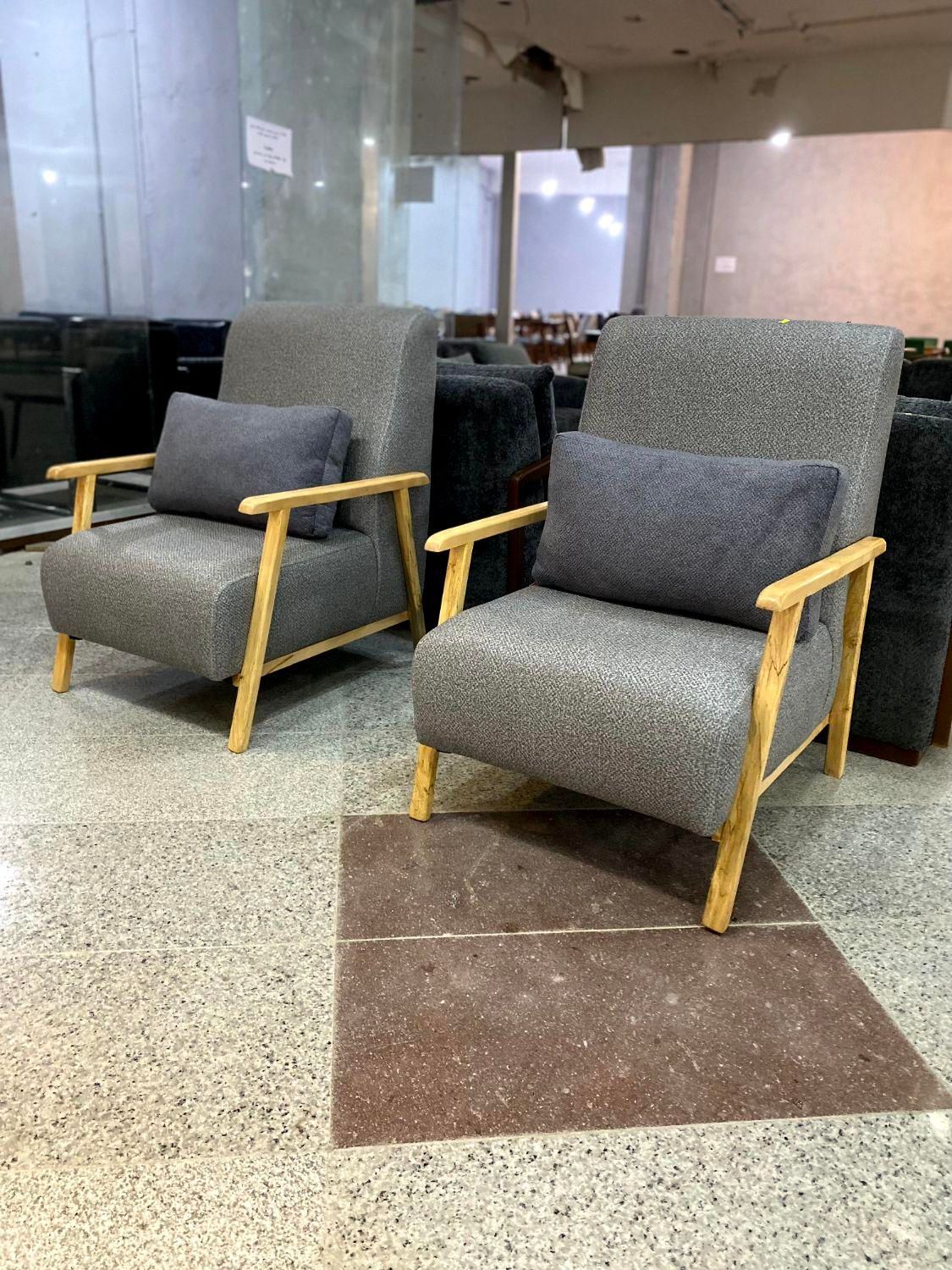 مبل راحتی/ تخت شو/هشت نفره|مبلمان خانگی و میز عسلی|قشم, |دیوار