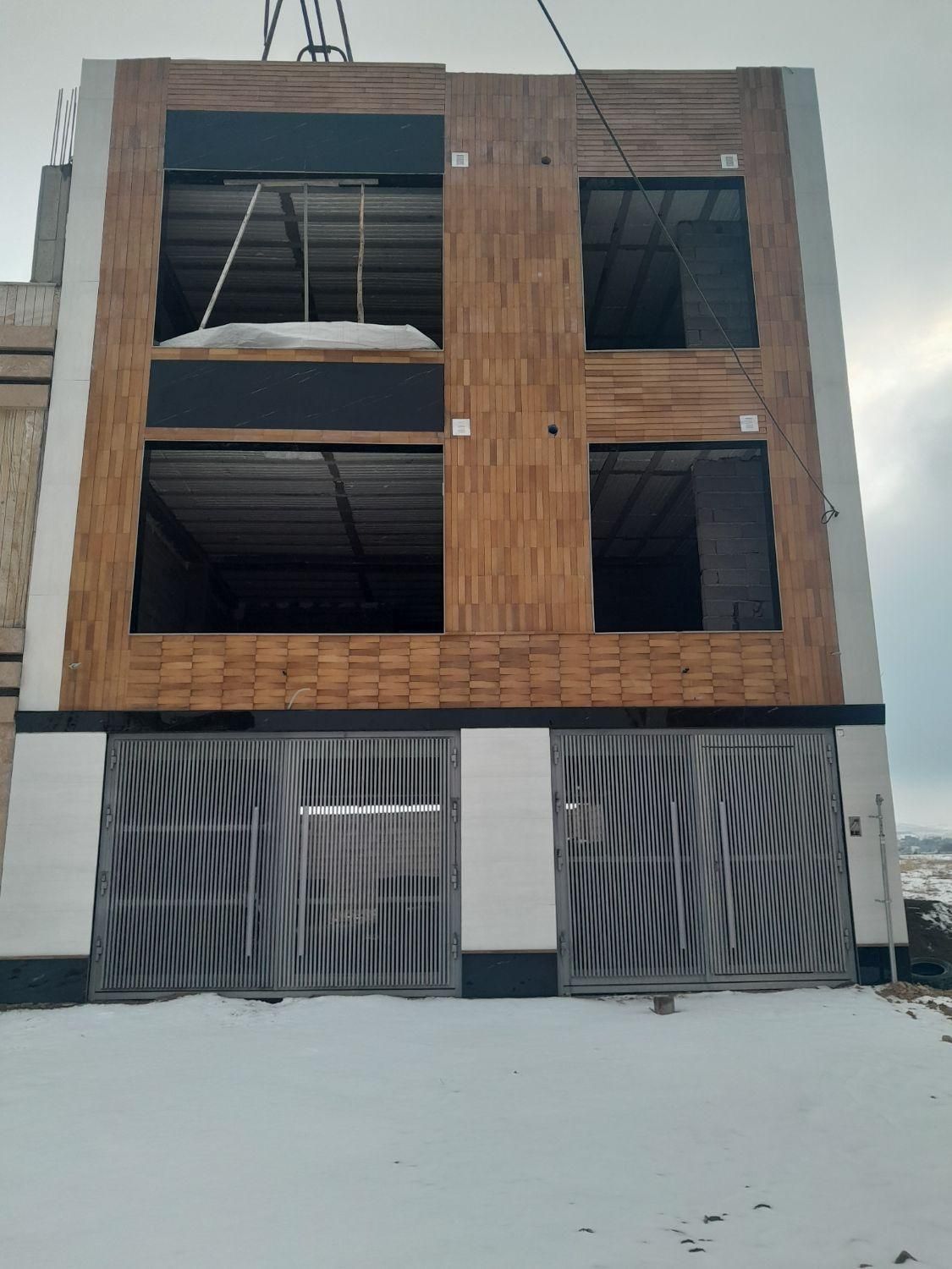 اجرای کاشی سرامیک سنگ نما|خدمات پیشه و مهارت|قروه, |دیوار