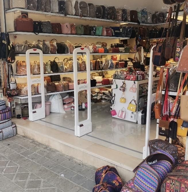 گیت فروشگاهی دزدگیر پوشاک تگ لیبل|خدمات پیشه و مهارت|یزد, |دیوار