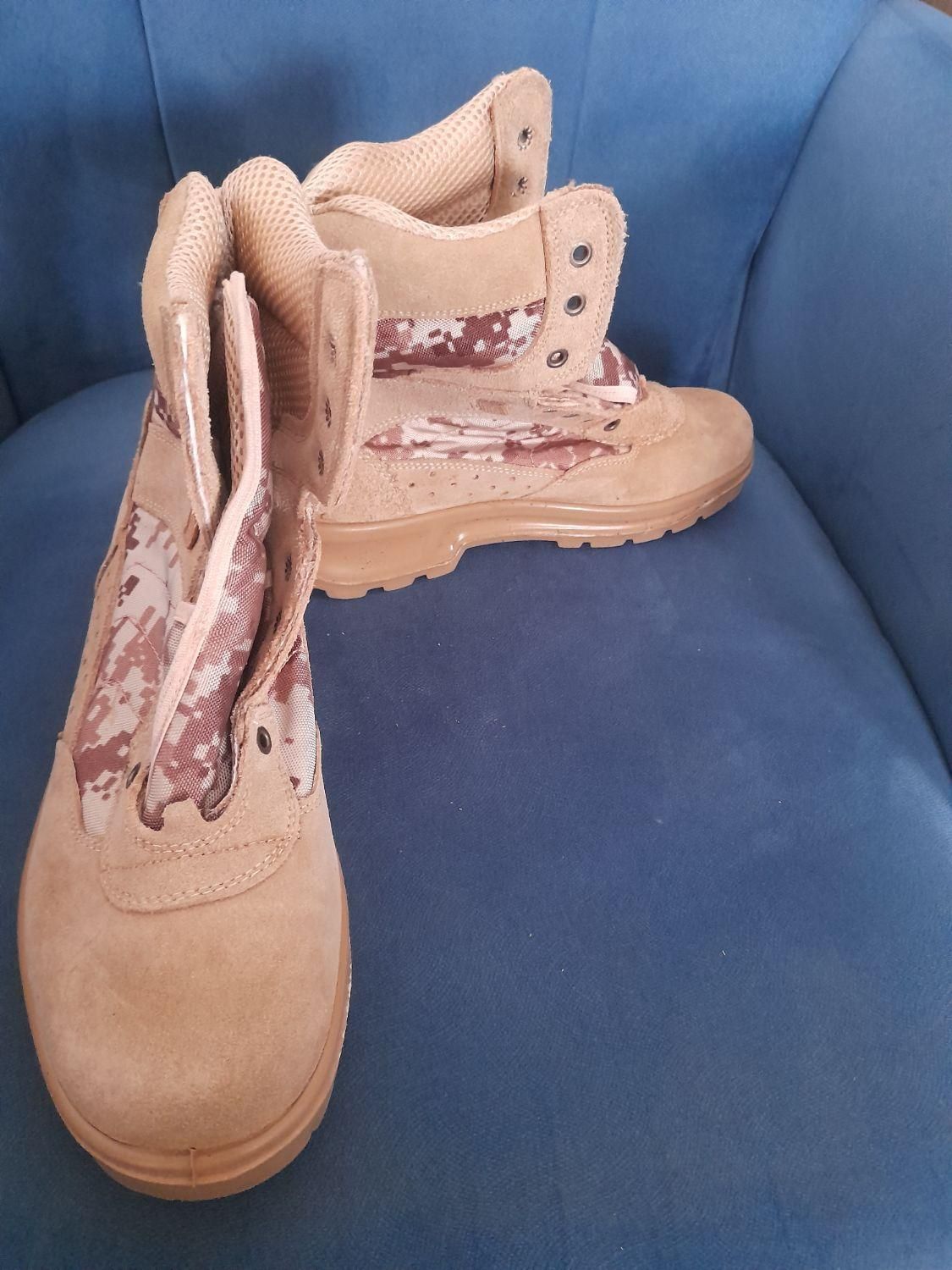 پوتین کوهنوردی سایز۴۴ و۴۱|کیف، کفش، کمربند|رشت, فلسطین|دیوار