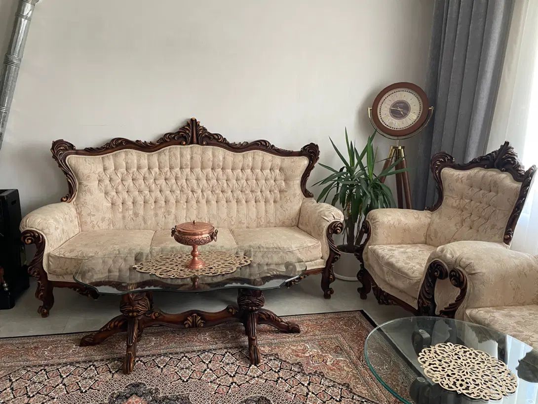 مبل استیل ۹نفره همراه میزغذاخوری۸نفره|مبلمان خانگی و میز عسلی|محمدشهر, جعفرآباد|دیوار