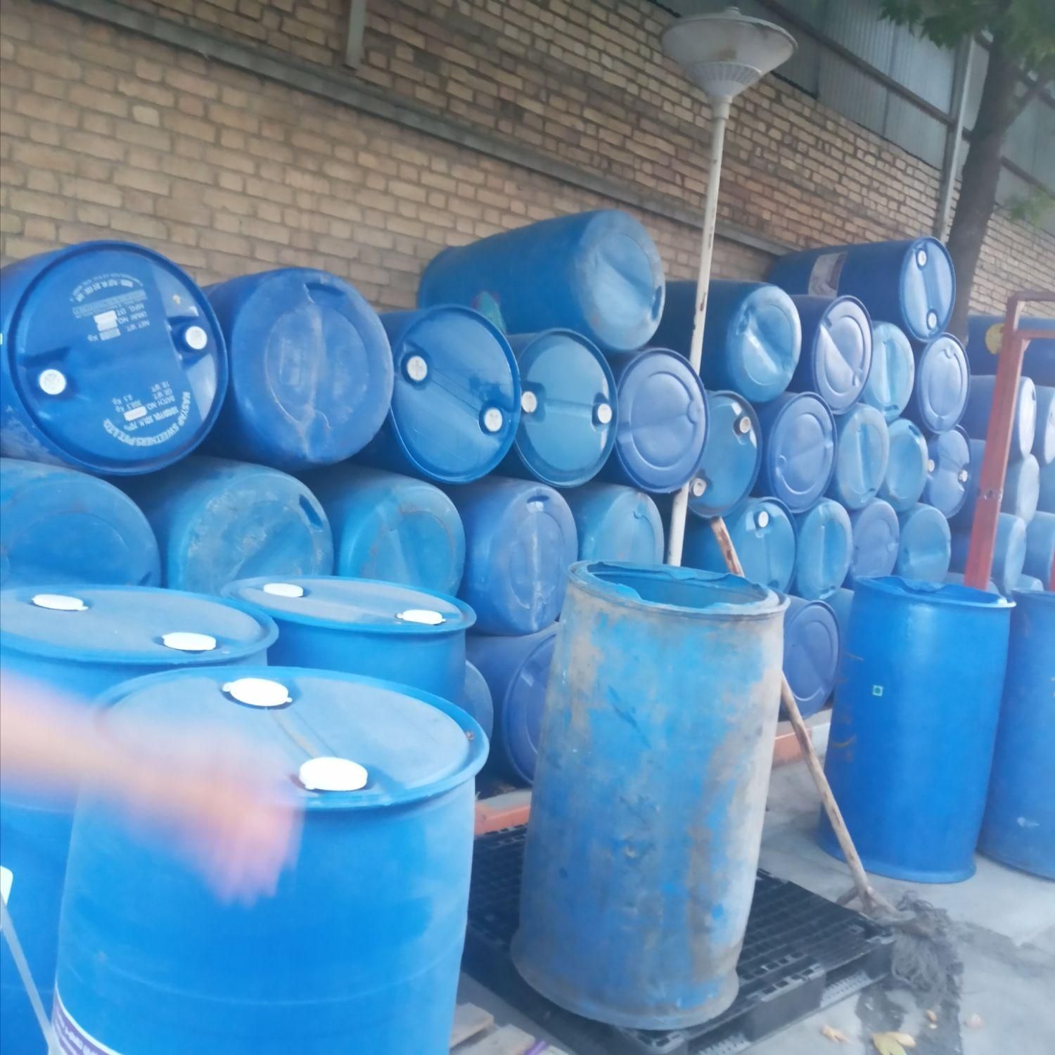 بشکه ۲۲۰ و ۲۰۰ لیتری|ظروف نگهدارنده، پلاستیکی، یکبارمصرف|گلبهار, نوبهار|دیوار