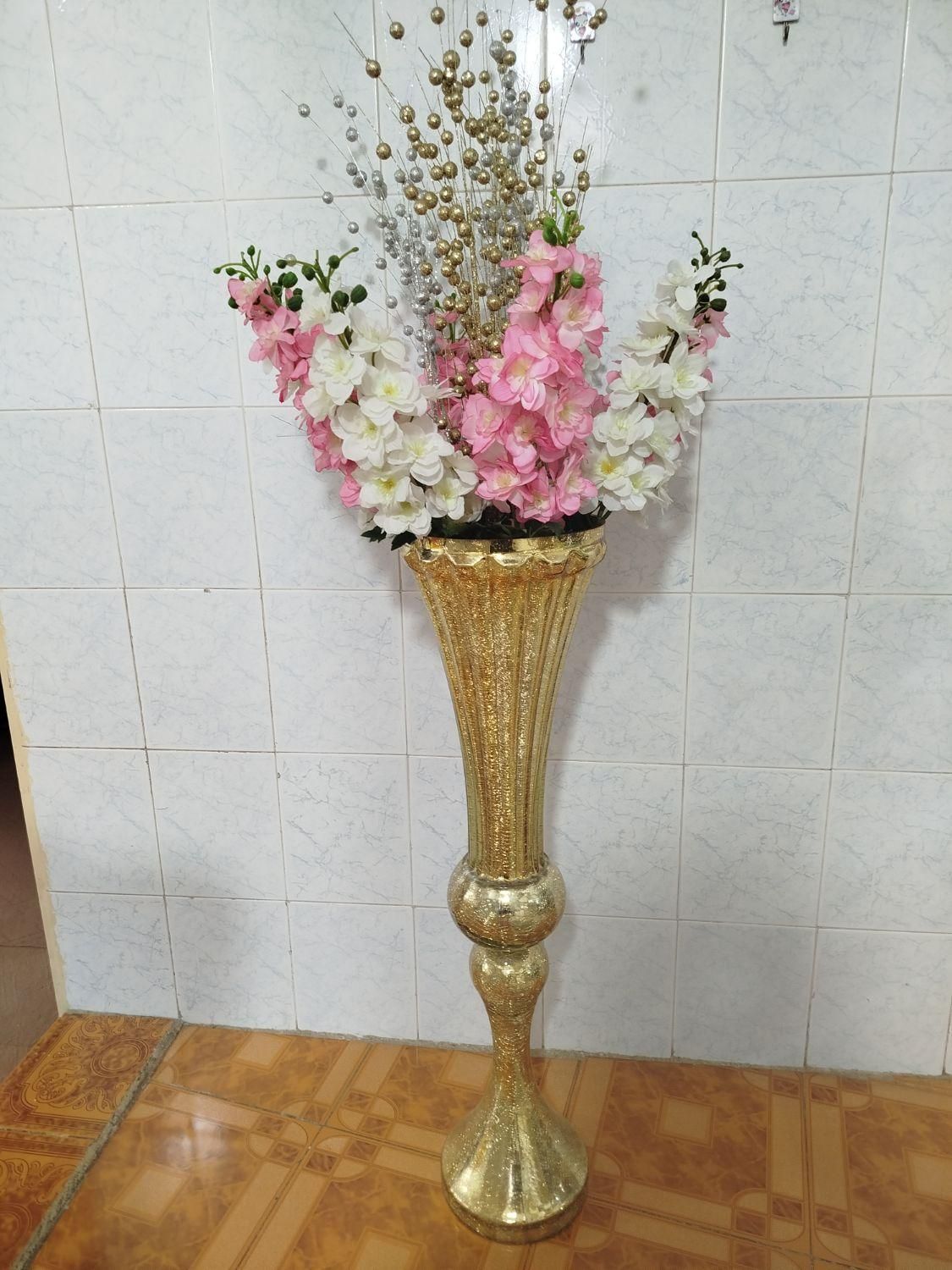 گل خارجی همراه گلدان|گل مصنوعی|صفادشت, |دیوار