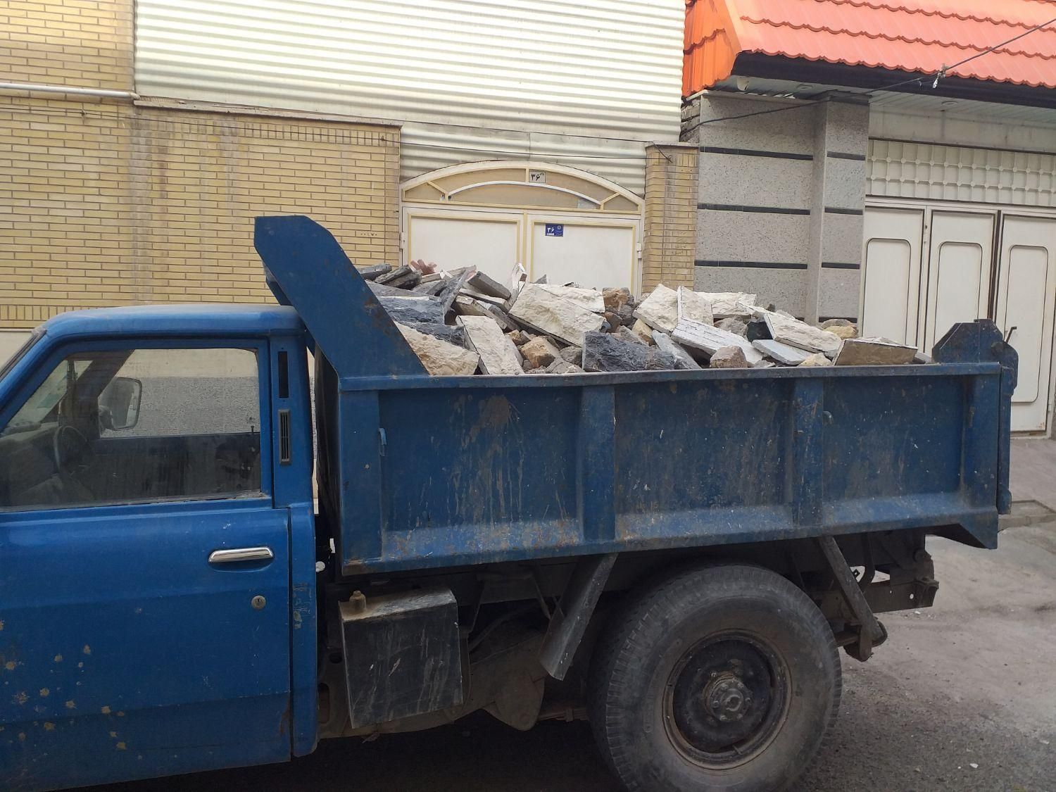 نخاله ماسه آجر سیمان خاک شن با نیسان و خاور|خدمات حمل و نقل|قم, آذر (نکویی)|دیوار