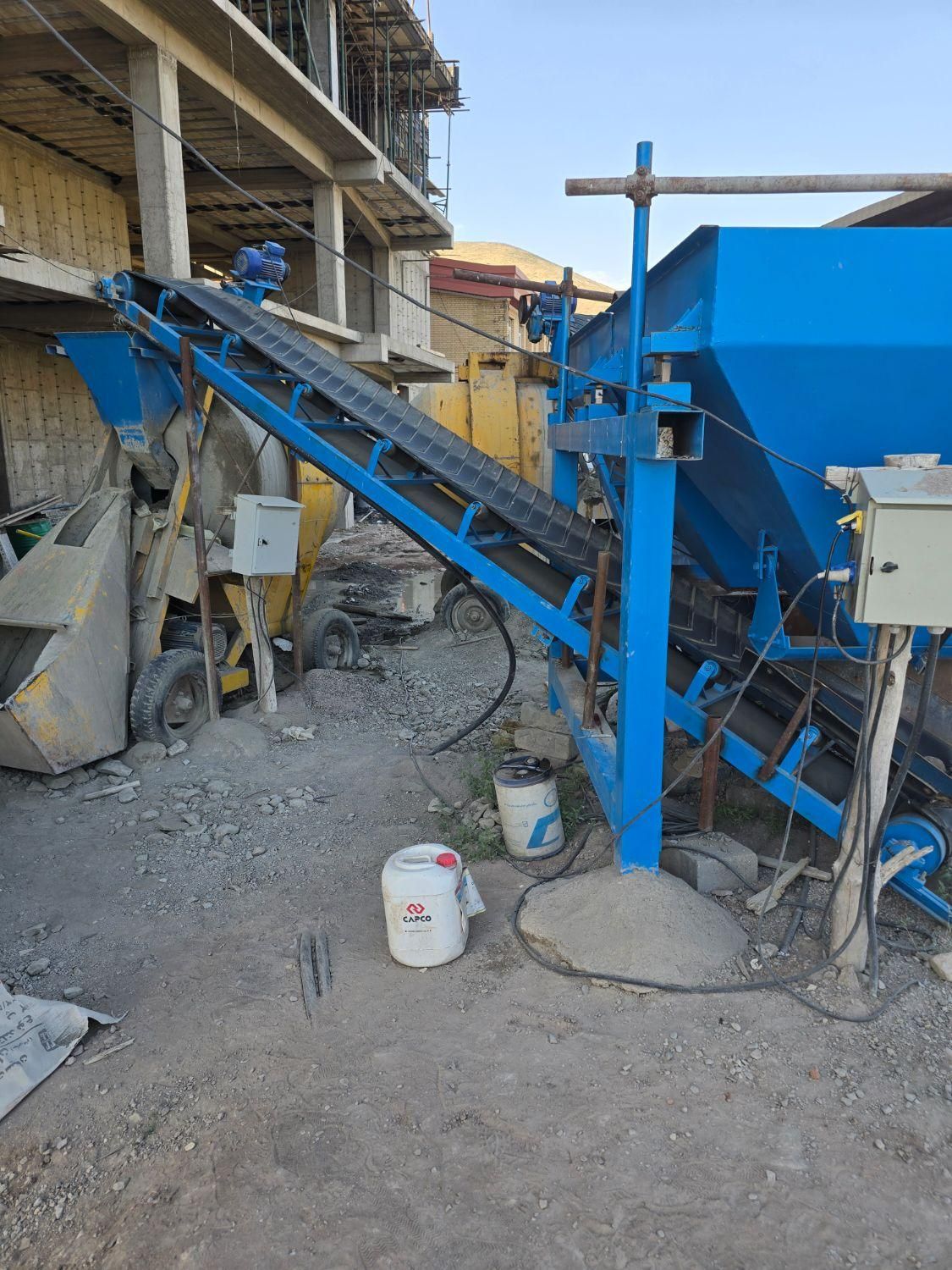 بچینگ بتونیر قیف بتن تسمه نقاله لودسل کنتور آب|ماشینآلات صنعتی|تبریز, |دیوار