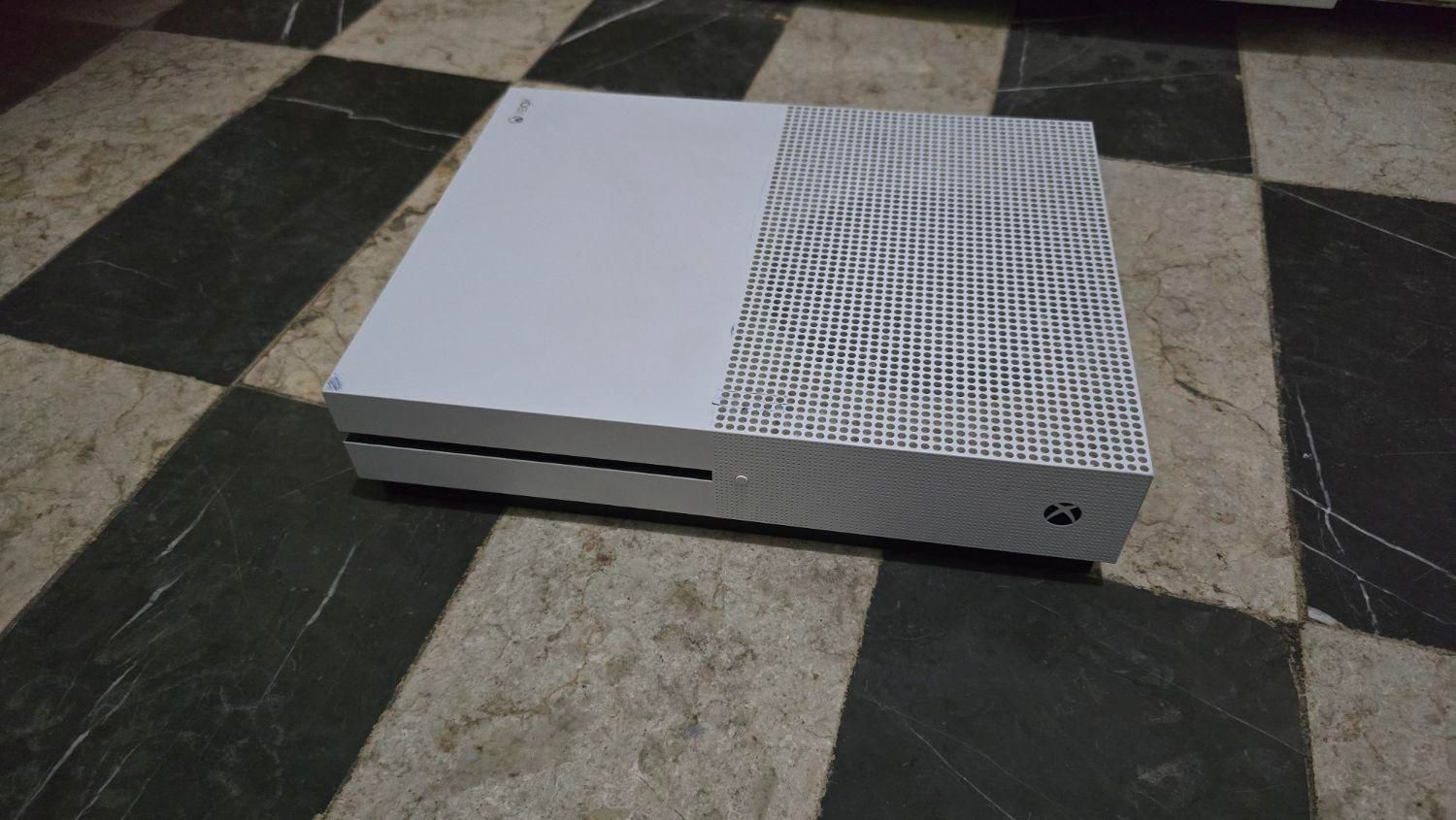 کنسول ایکس باکس وان اس(xbox one s)|کنسول، بازی ویدئویی و آنلاین|تهران, ابوذر|دیوار