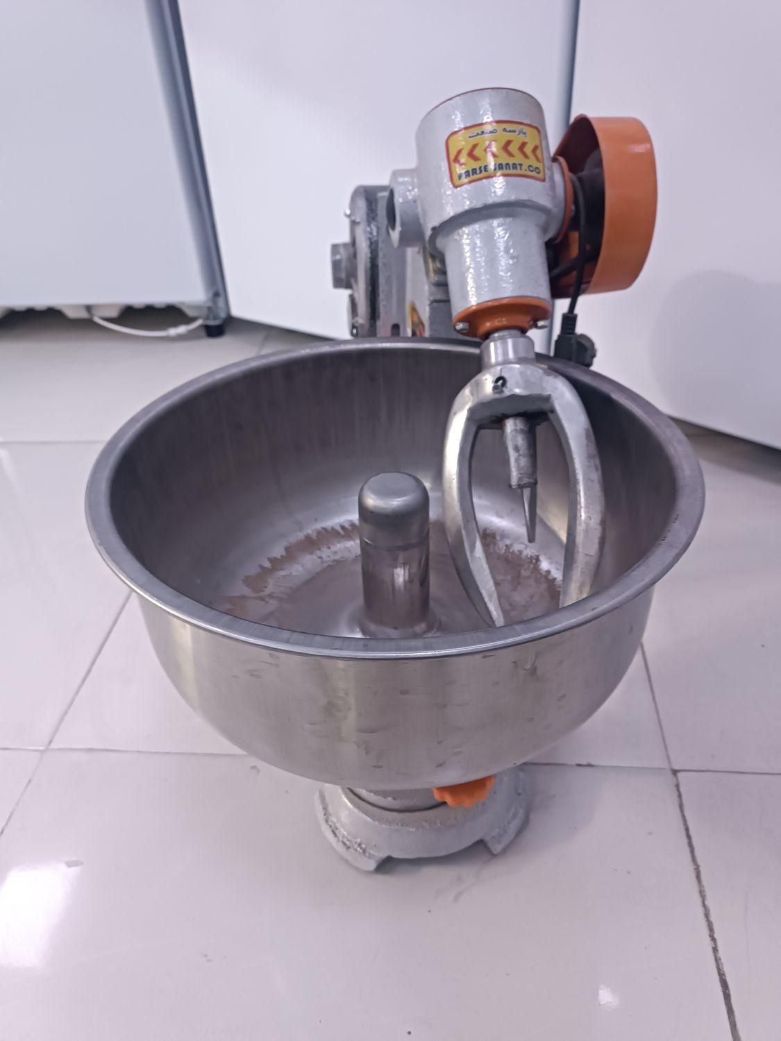 خمیر گیر خانگی و صنعتی|عمده‌فروشی|بیرجند, |دیوار