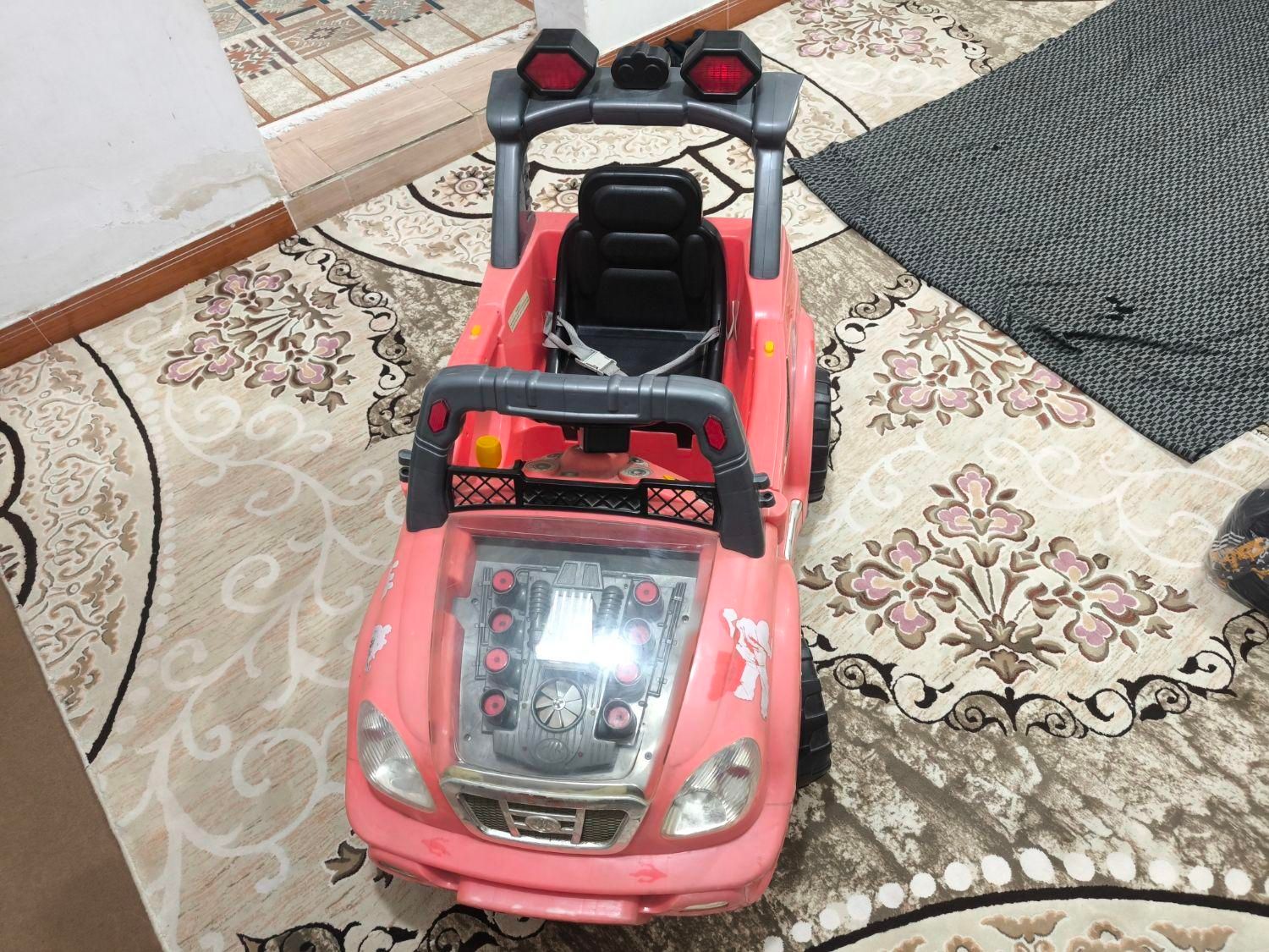 ماشین شارژی دو موتوره|اسباببازی بچه|مشکیندشت, |دیوار