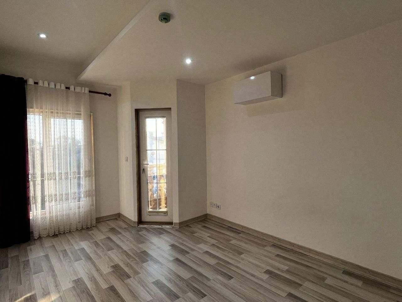 رهن ویلا دید دریا شهرک دهکده ساحلی|اجارهٔ خانه و ویلا|بندر انزلی, دهکده ساحلی|دیوار