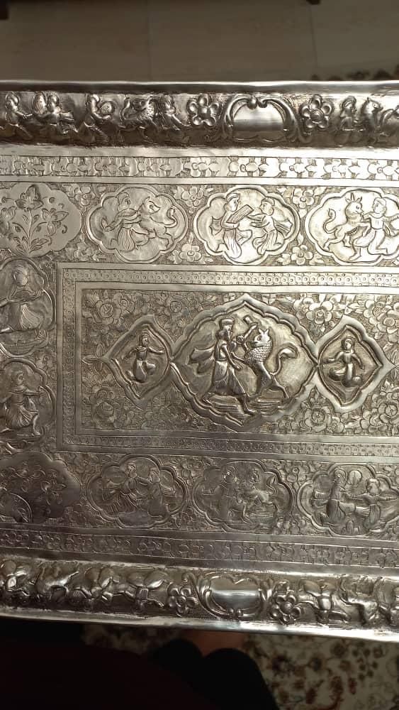 سینی نقره ۵۰۶/۷۰ گرم کلکسیونی|کلکسیون اشیاء عتیقه|تهران, اوین|دیوار