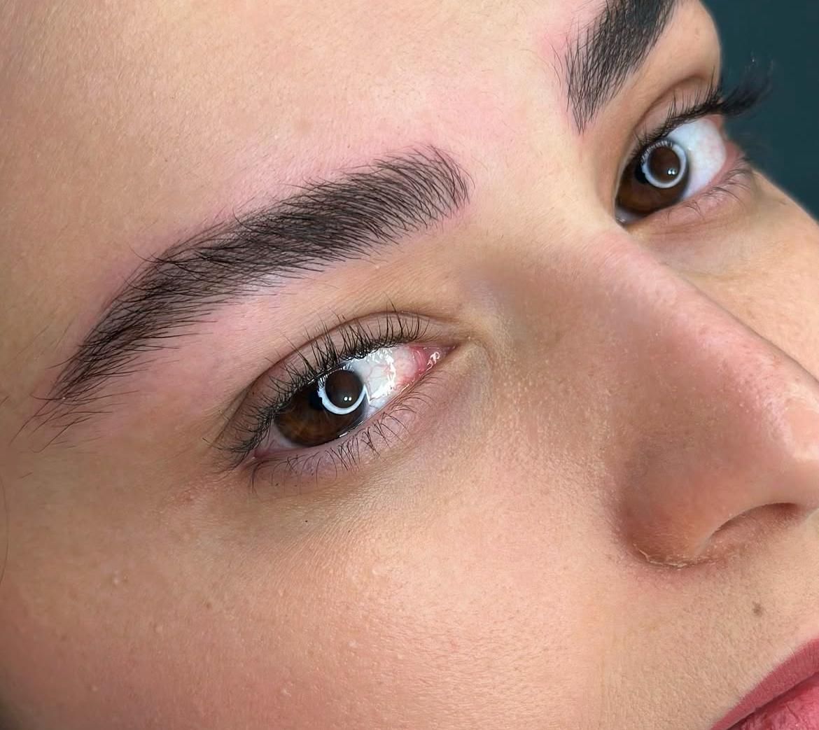 آرایش دائم صورت|خدمات آرایشگری و زیبایی|اصفهان, باغ دریاچه|دیوار