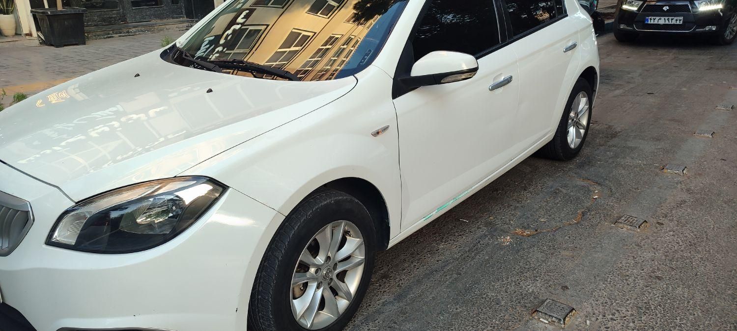 برلیانس H320 اتوماتیک 1500cc، مدل ۱۳۹۶|خودرو سواری و وانت|اصفهان, رزمندگان|دیوار